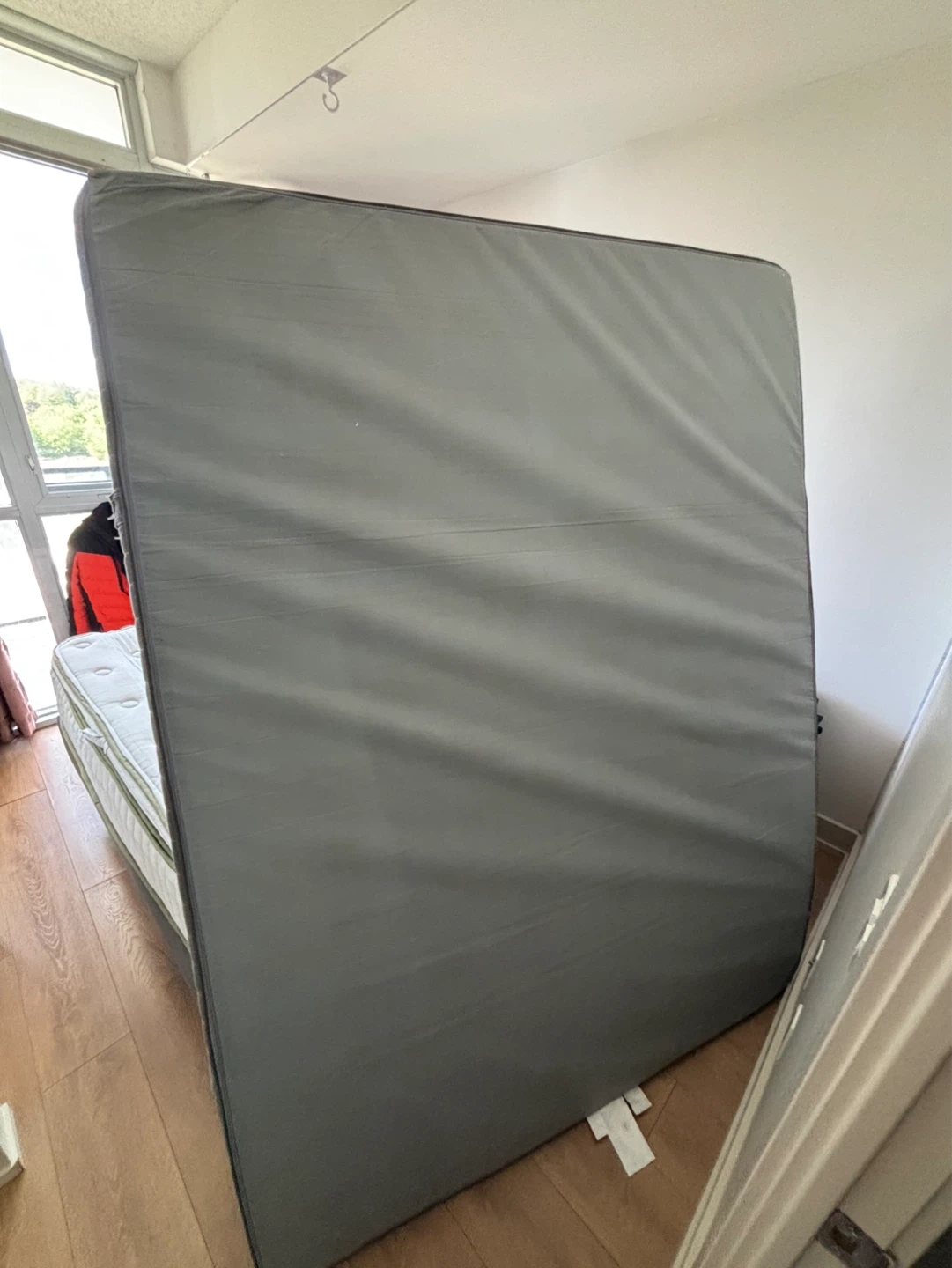 IKEA Morgedal Queen Mattress - photo 2