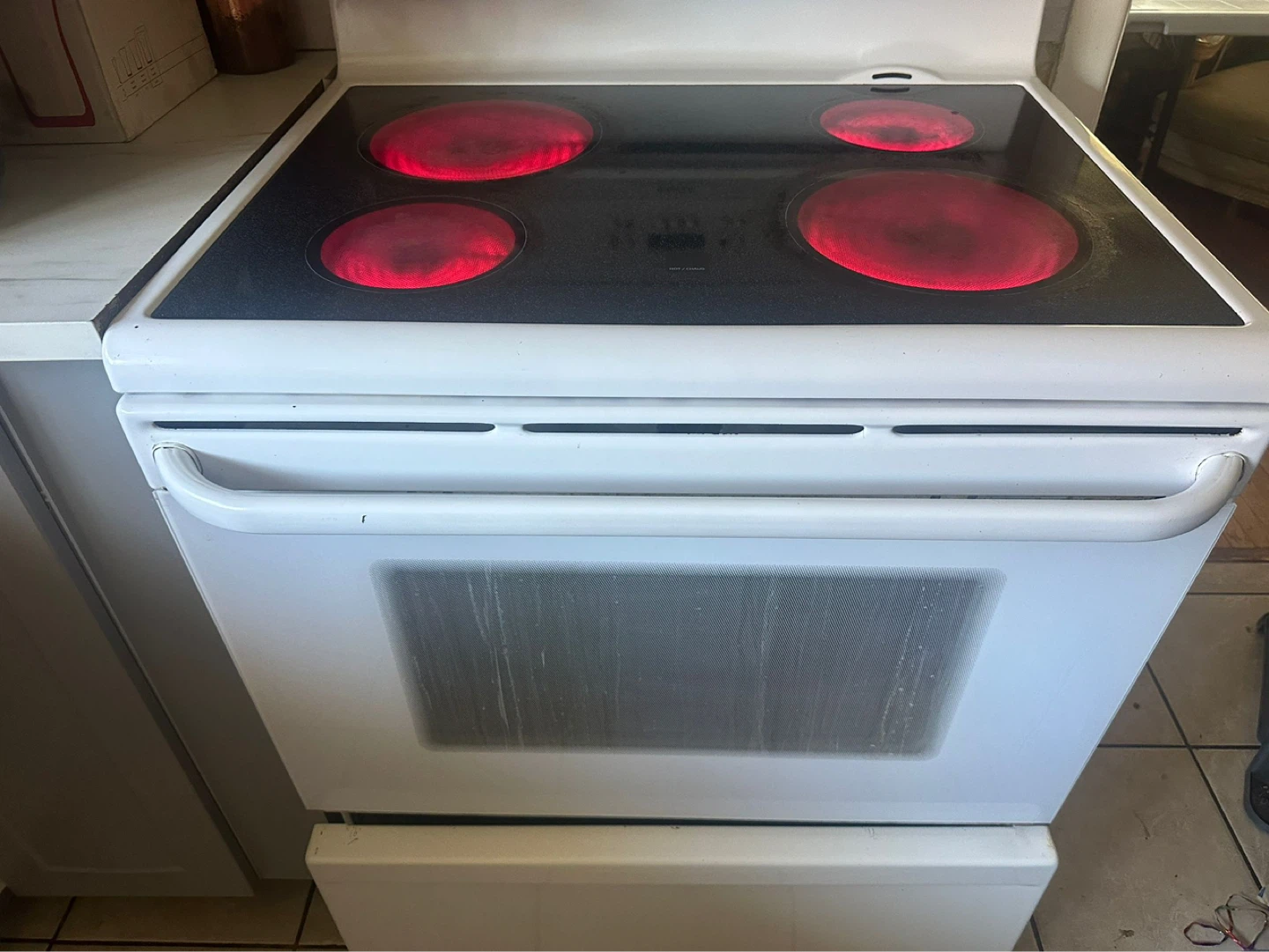 Frigidaire Electric Stove with Oven - photo 2