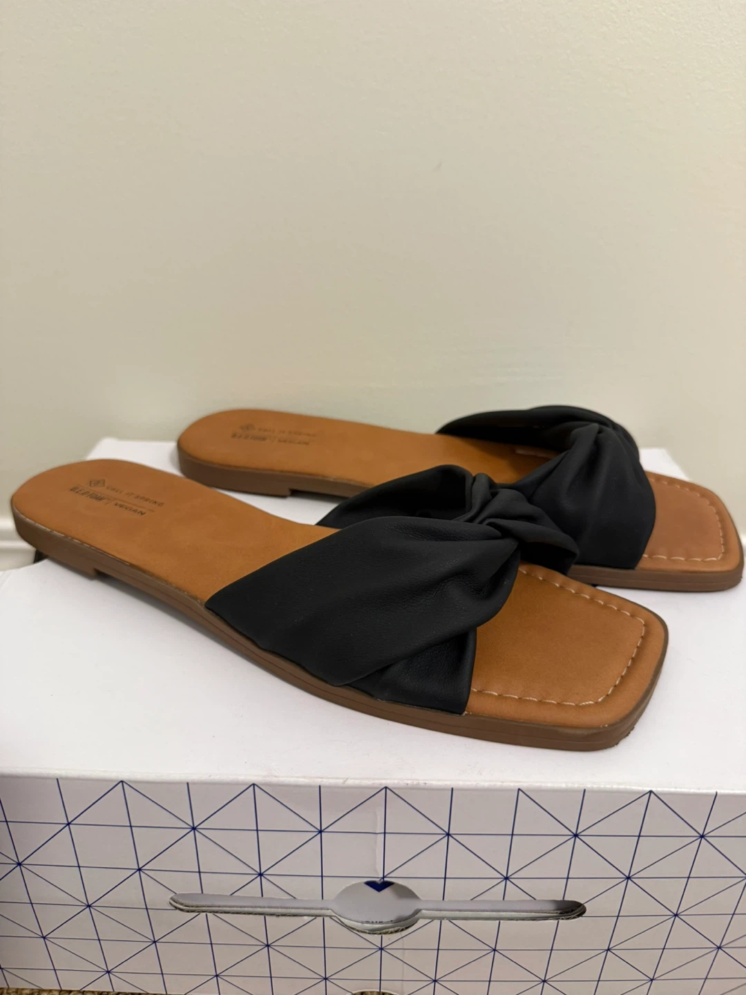 Call It Spring Black Twisted Strap Sandals - photo 2