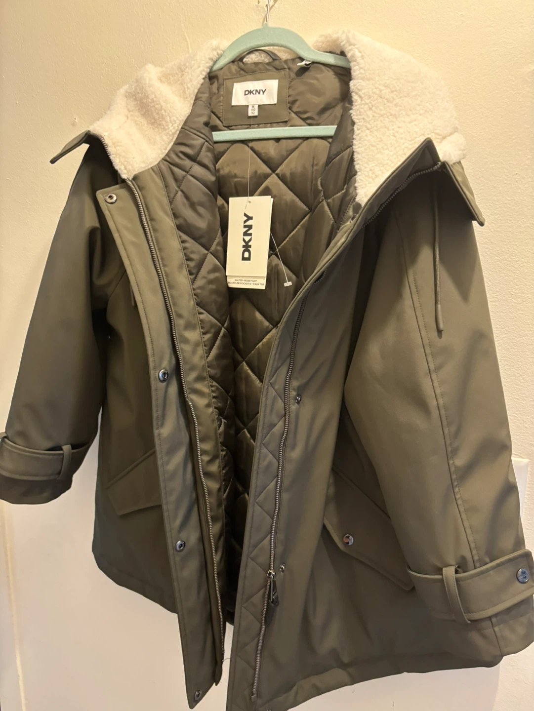 NEW-DKNY Women's Green Water-Resistant Hooded Parka - photo 2