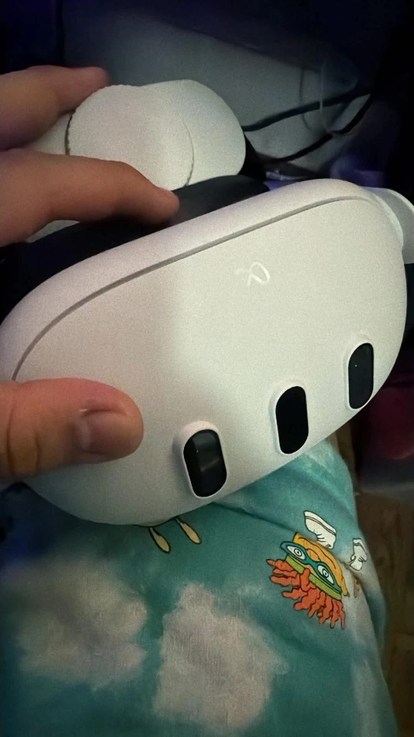 Meta Quest 3 VR Headset