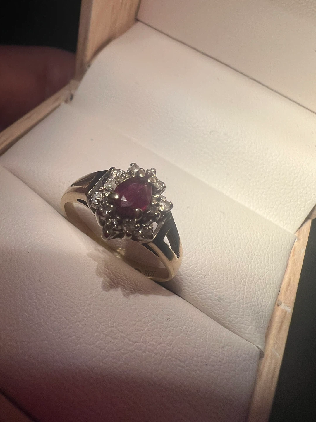 10 k Gold Ring with Ruby and Diamonds