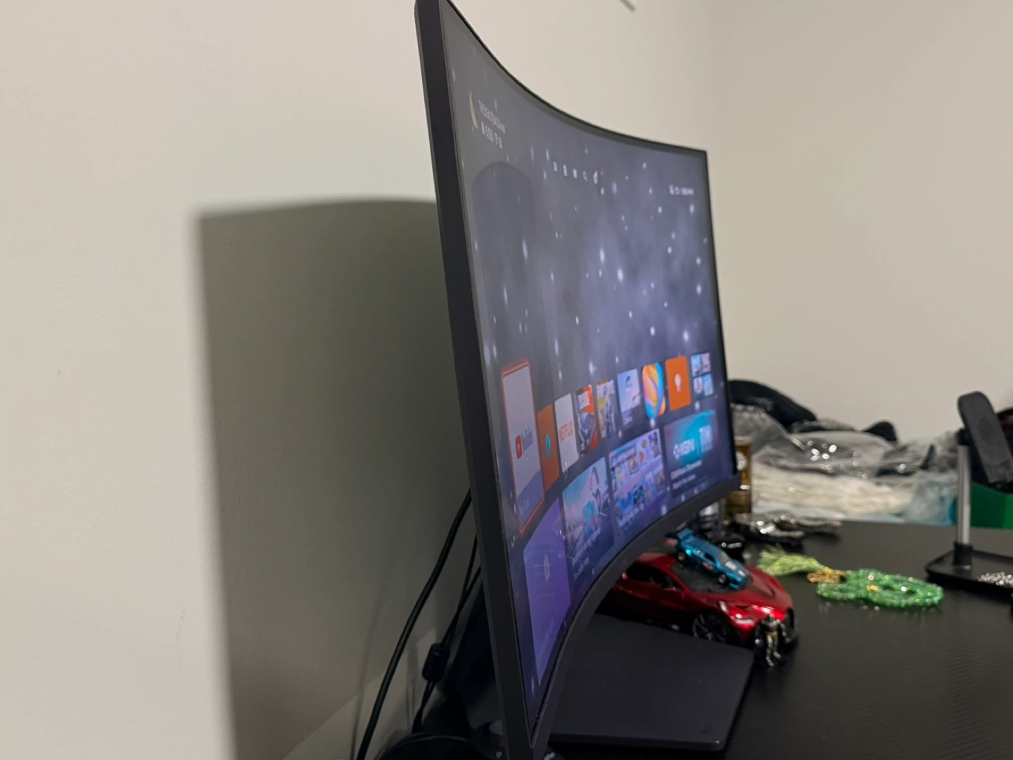 LG Ultragear Curved Gaming Monitor 27”
