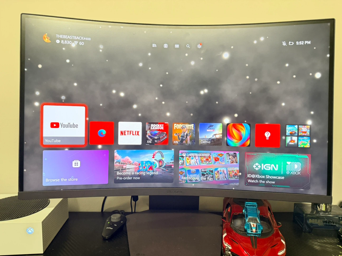 LG Ultragear Curved Gaming Monitor 27” - photo 2