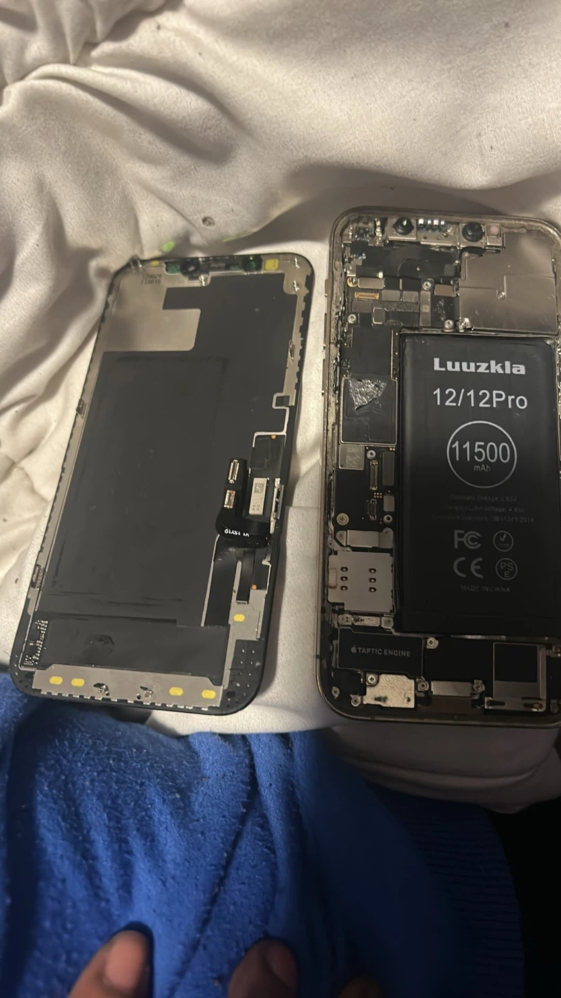 iPhone 12 pro - photo 3