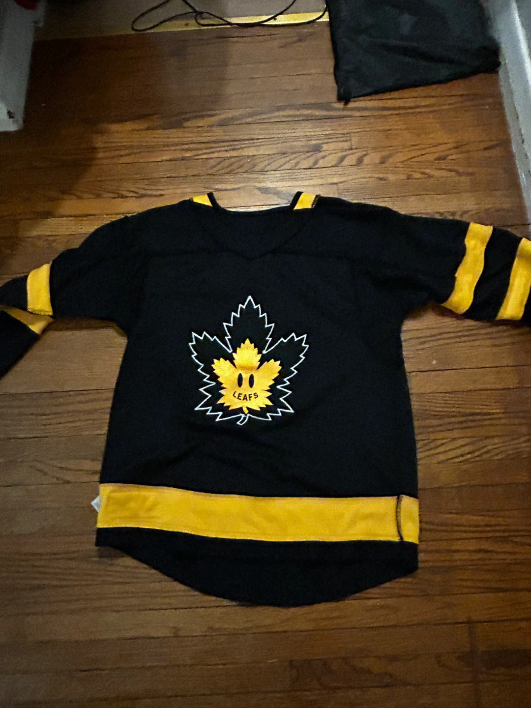 Toronto Maple Leafs Hockey Jersey L/XL