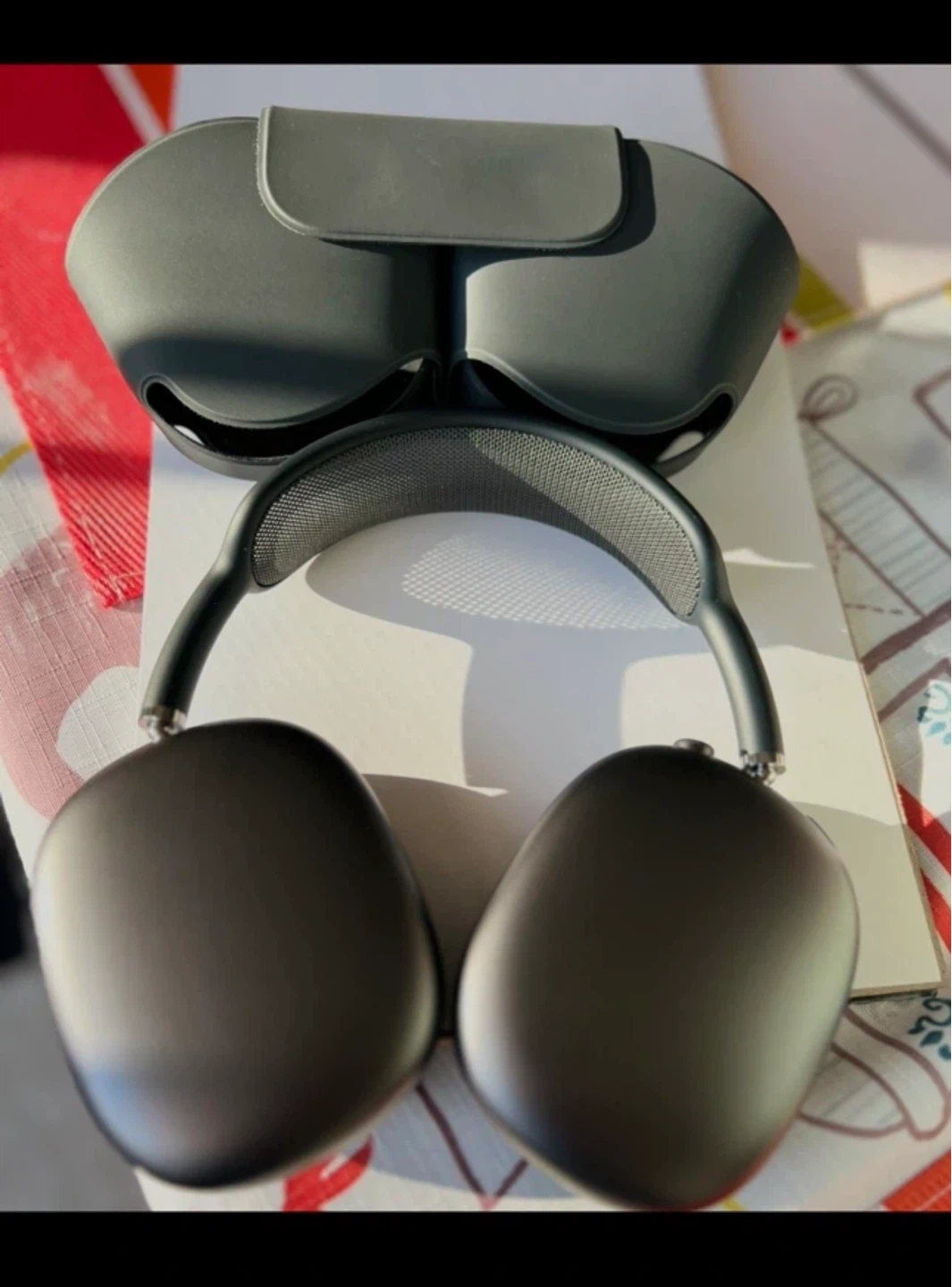 Apple AirPods Max Headphones - photo 2