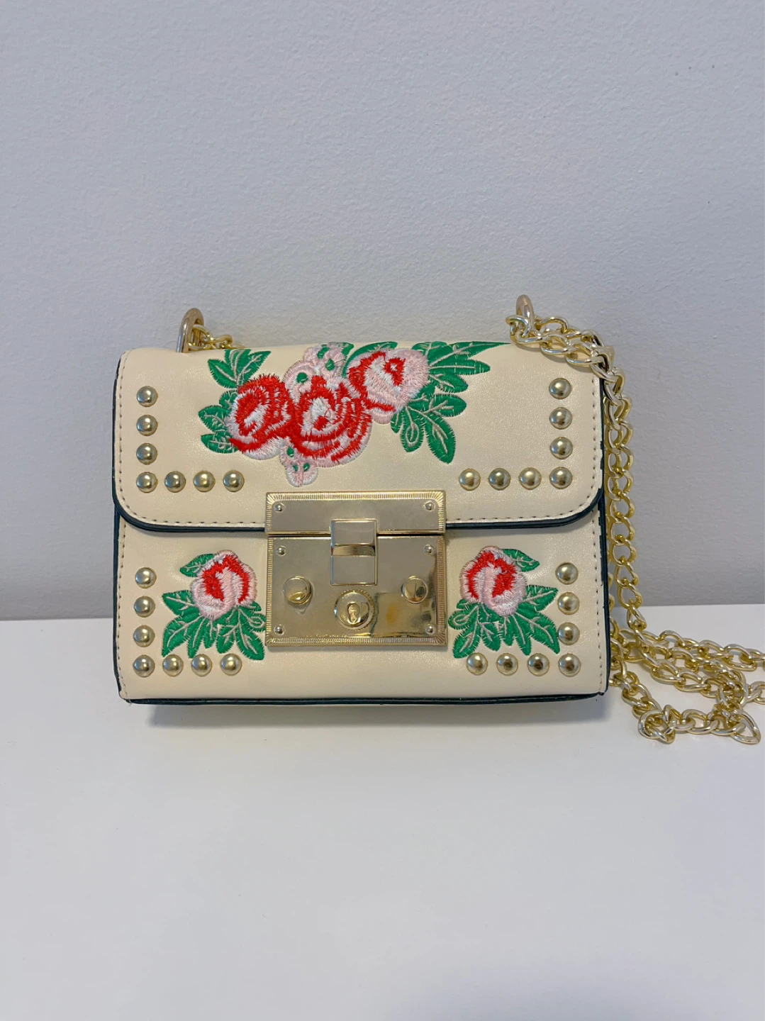 Cream Floral Embroidered Chain Bag - photo 2