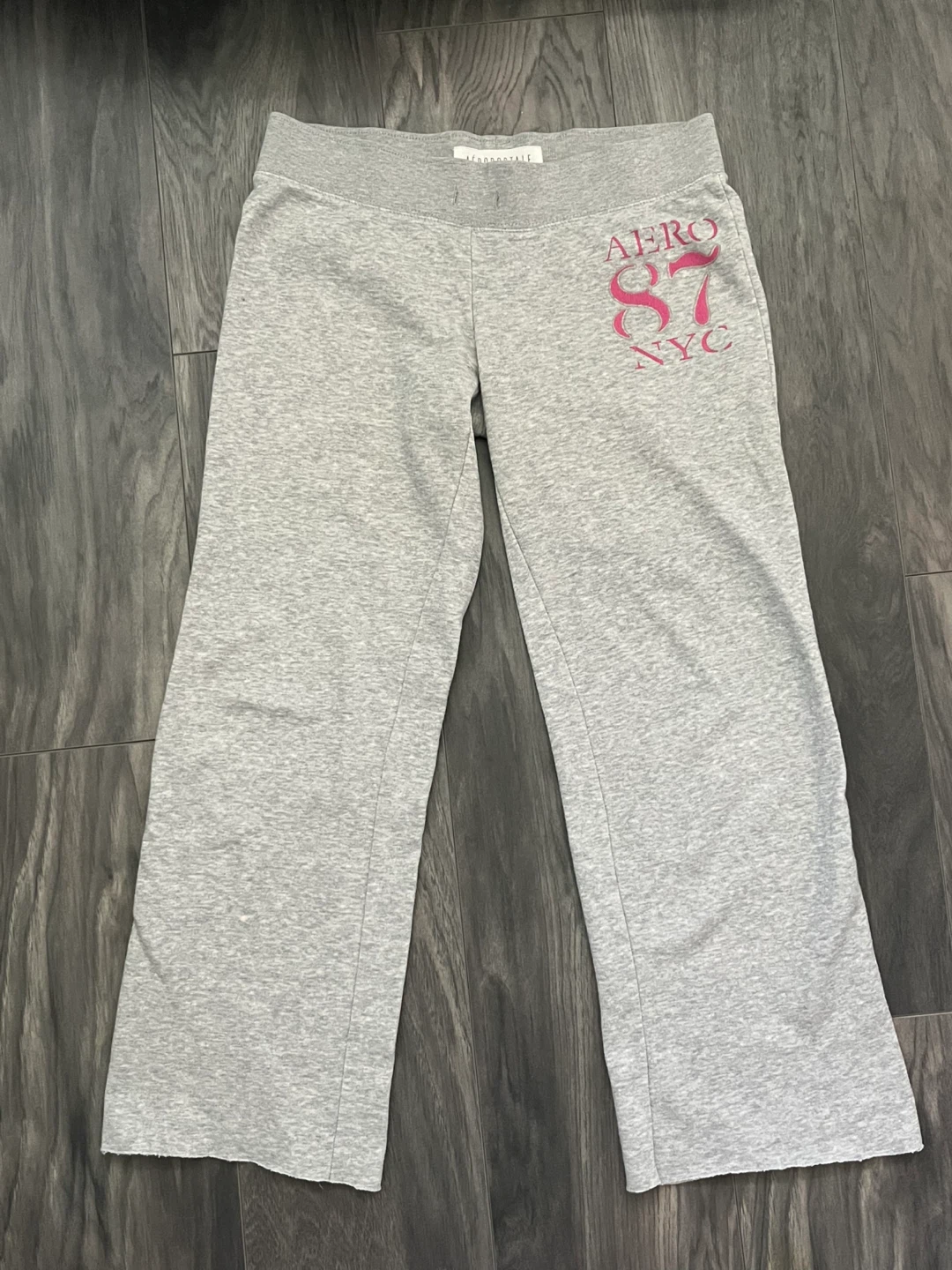 Aeropostale Low-Rise Wide Leg Gray Sweatpants | Women
