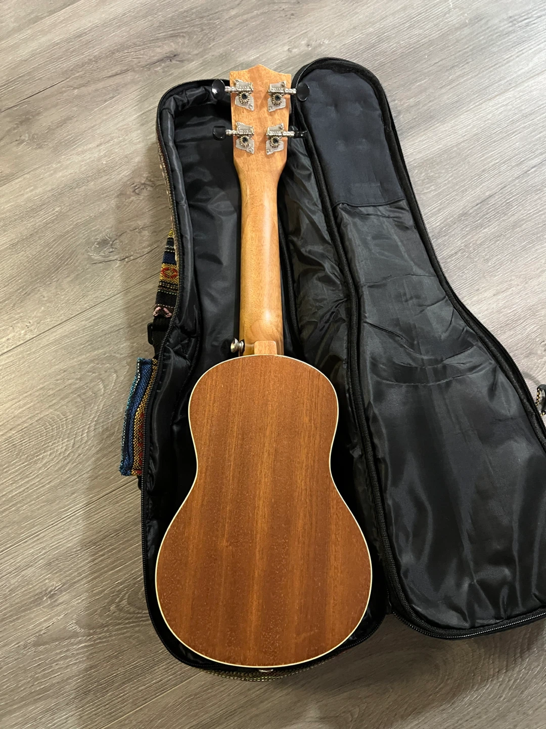 Hondos Ukulele with Gig Bag - photo 2