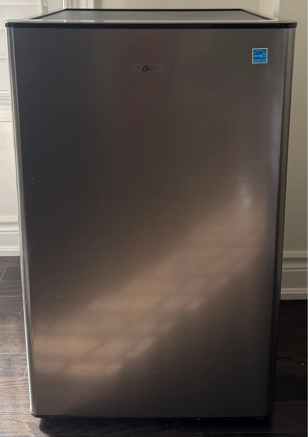 Danby fridge - photo 2