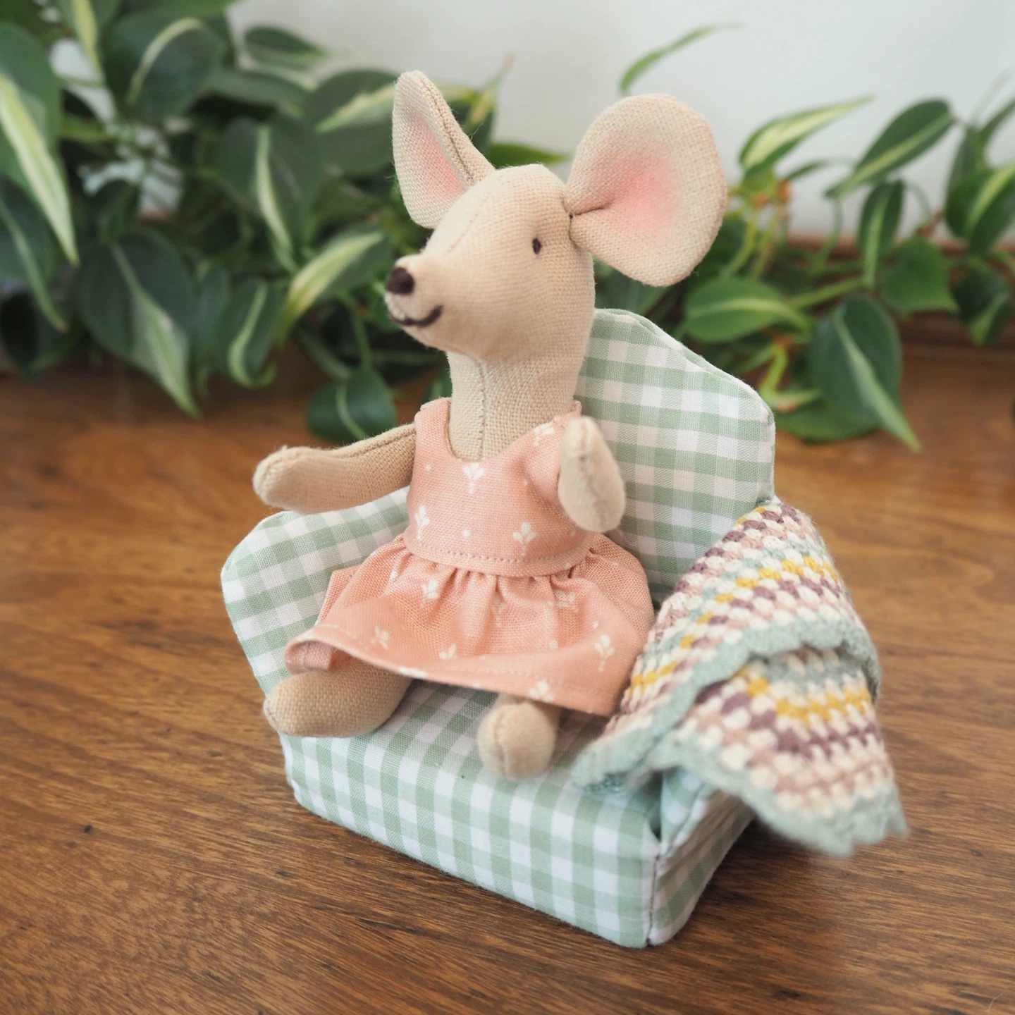 Handmade Miniature Dollhouse Mouse Set - photo 2