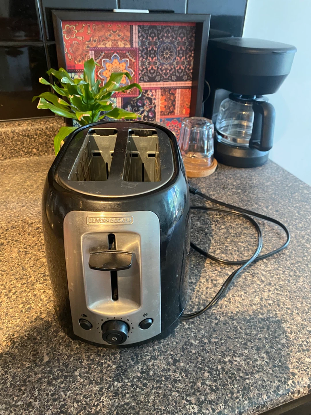 BLACK+DECKER 2-Slice Toaster