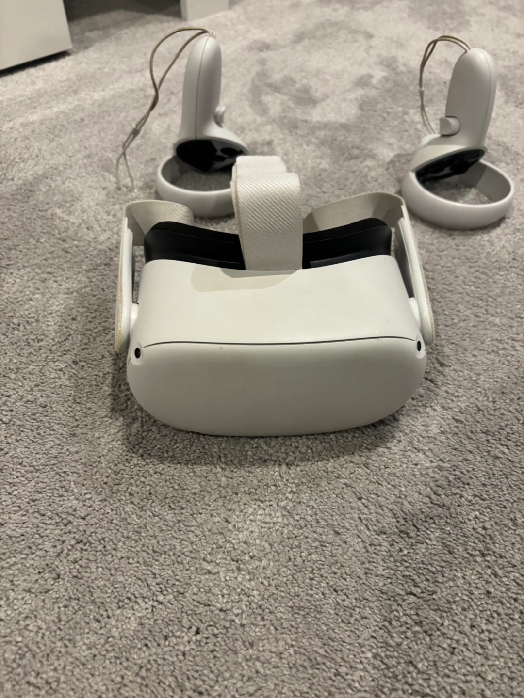 Meta Quest 2 VR Headset - photo 3