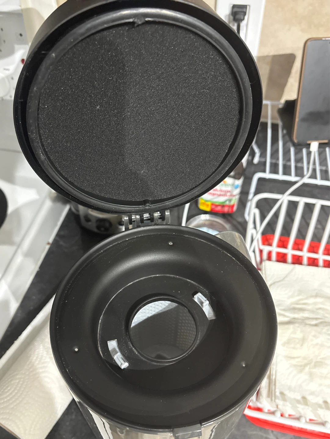 Bissell PowerForce Bagless Vacuum - photo 4