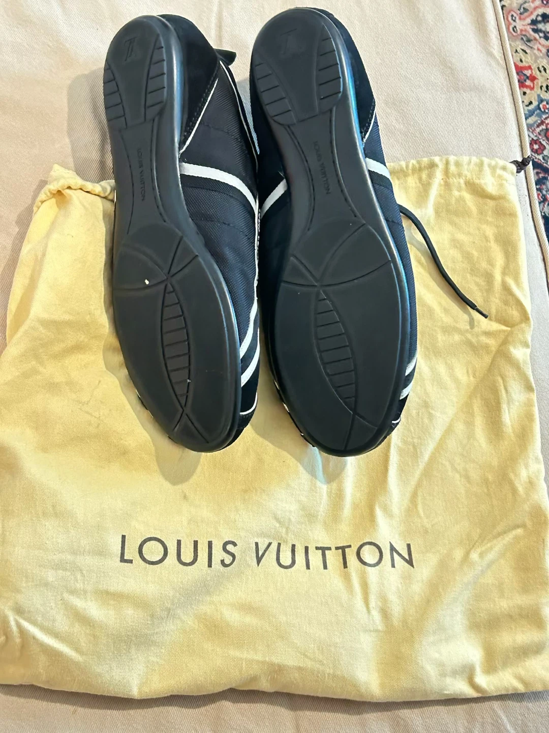 Louis Vuitton Black Sneakers with Dust Bag - photo 2