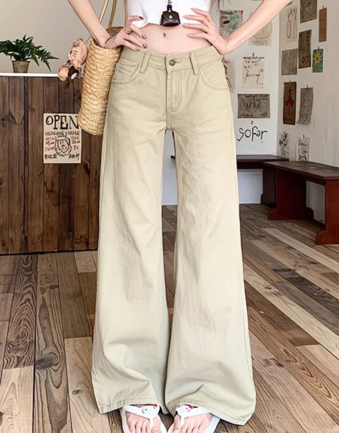 Khaki Wide Leg Jeans - Size Medium - photo 2