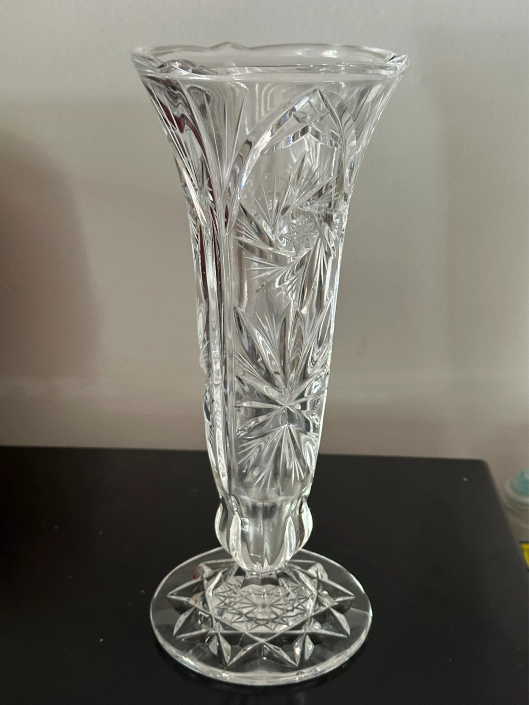 Vintage hand cut pinwheel crystal vase - photo 2