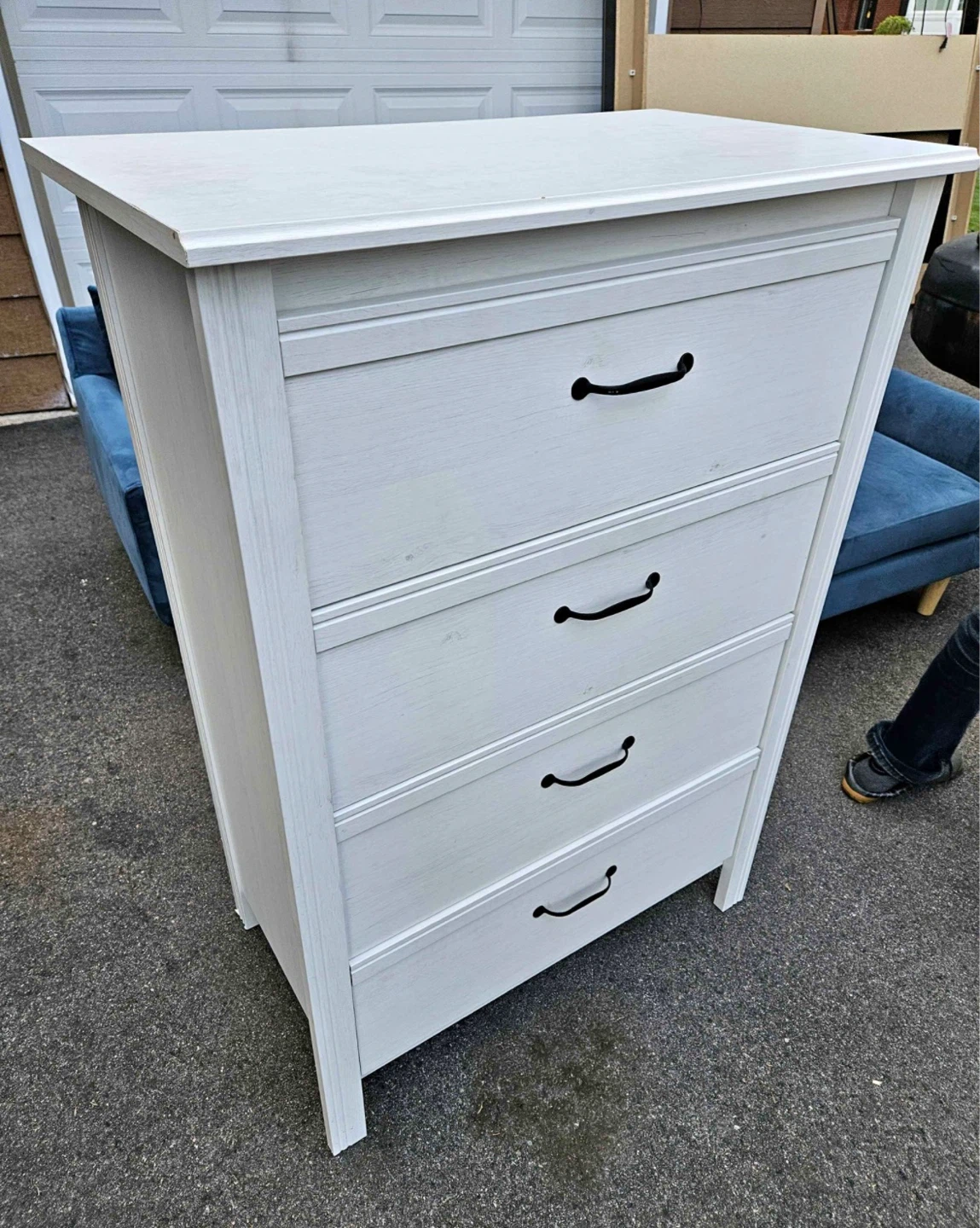 White 4-Drawer Dresser - photo 2