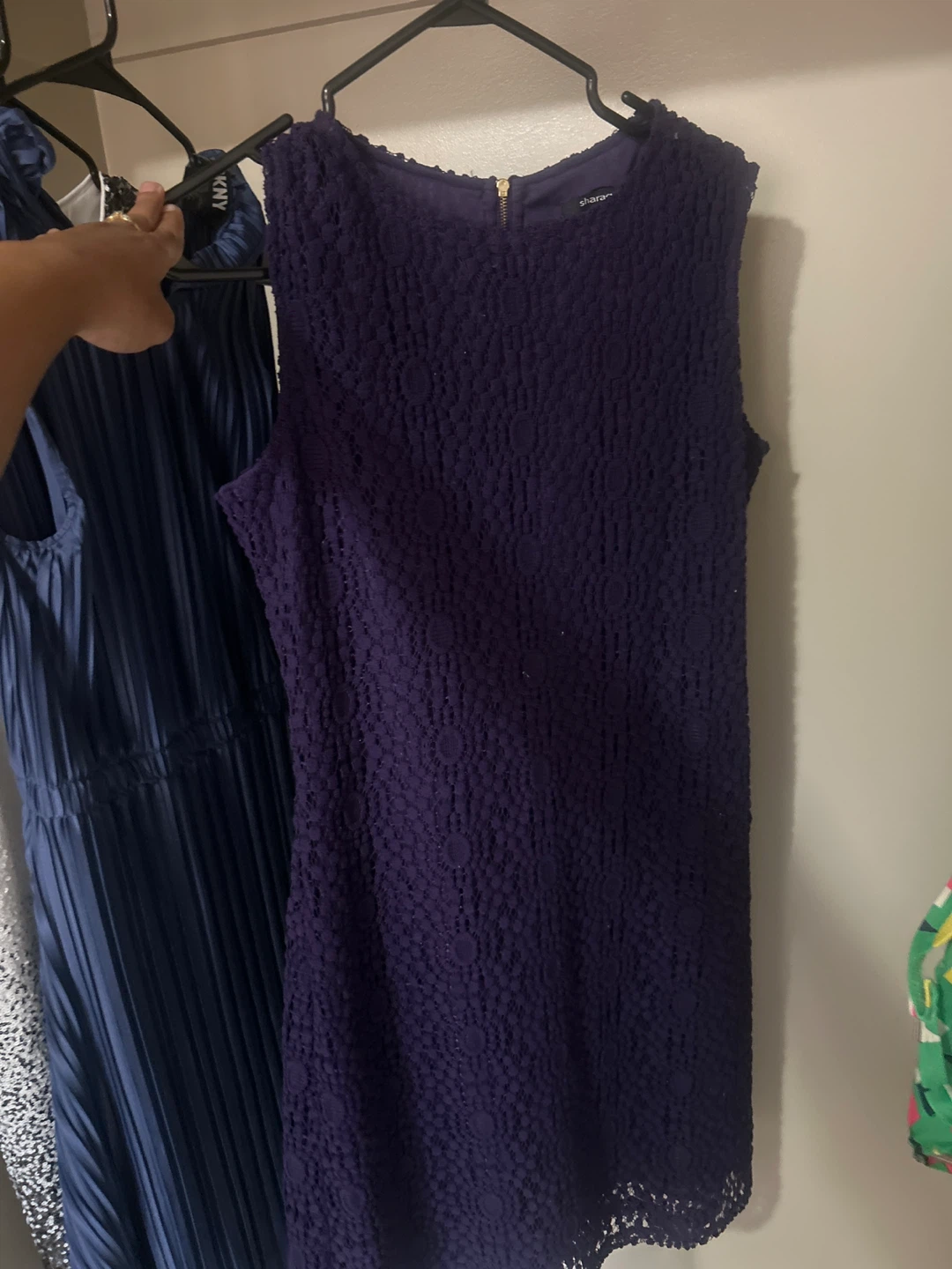 Everything must go: Assorted women’s dresses - photo 4