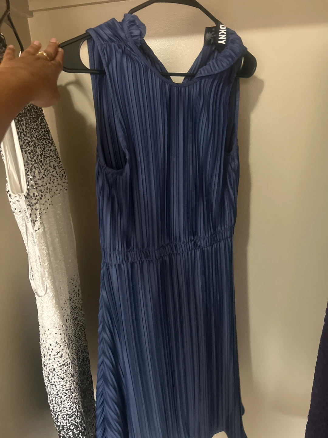 Everything must go: Assorted women’s dresses - photo 5