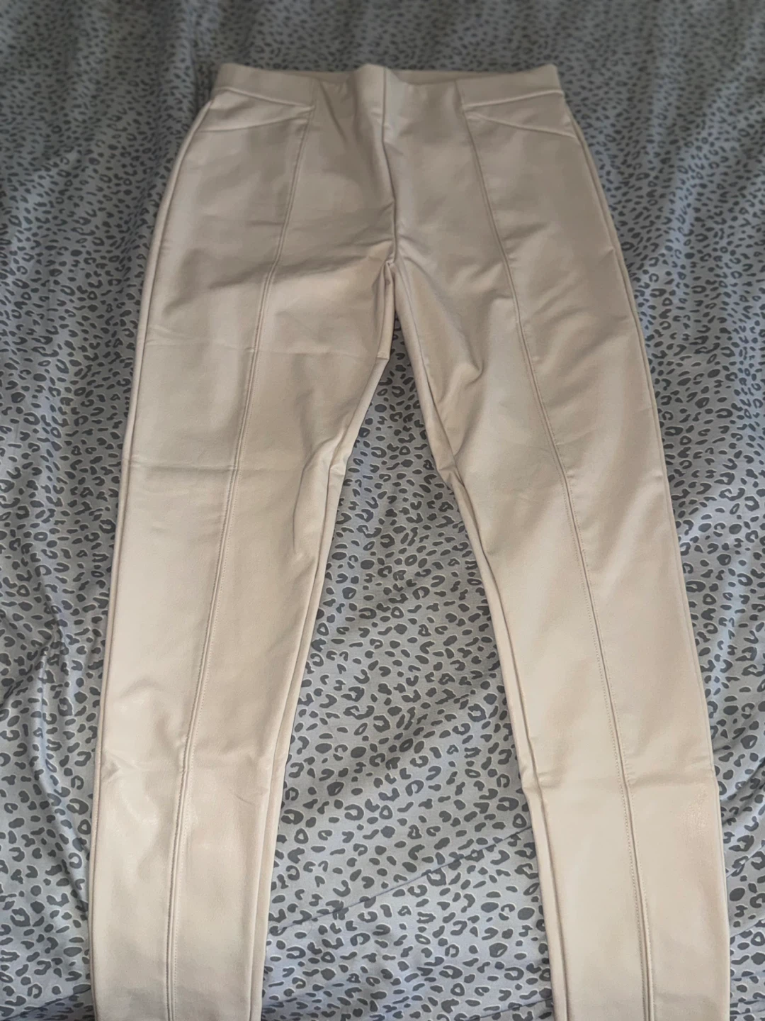 XL Fashion Nova Women's Faux Leather Leggings