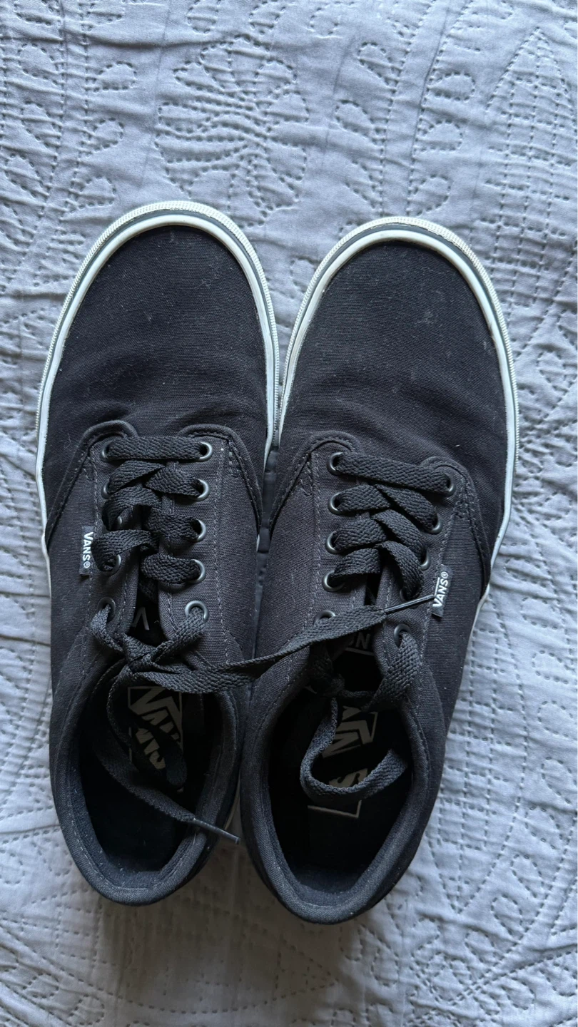 VANS men’s 10.5 US