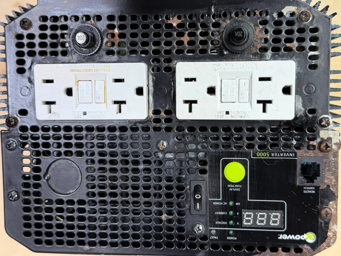 Xantrex Power Inverter 5000 - photo 2