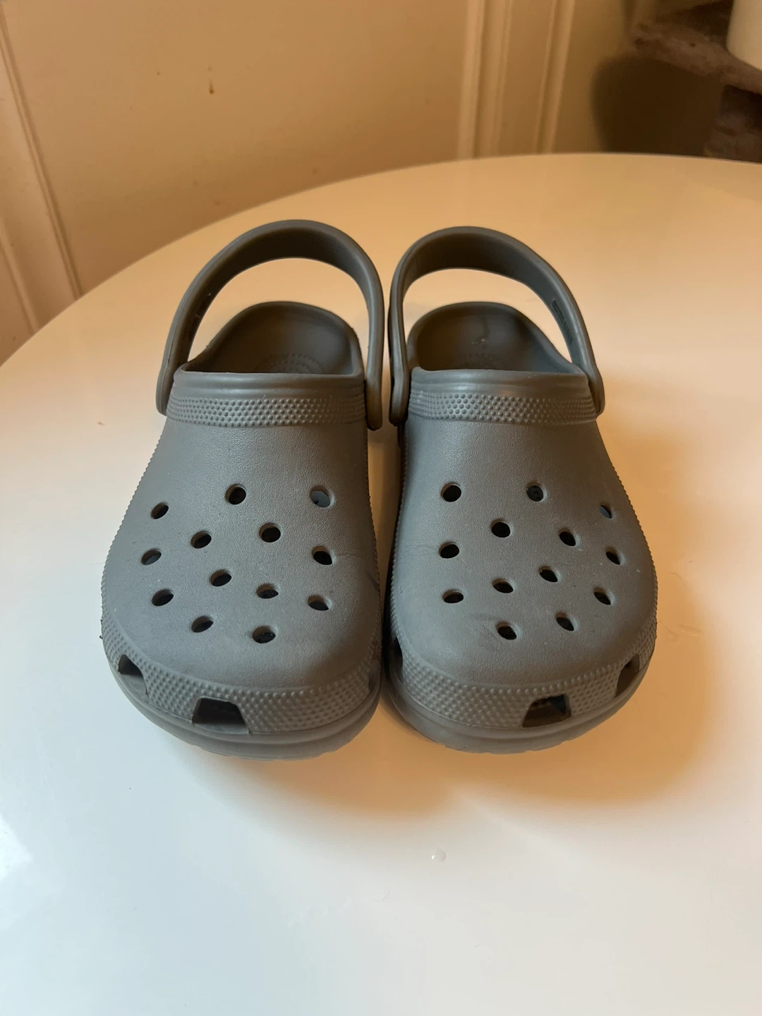 Crocs Classic Clogs - Grey