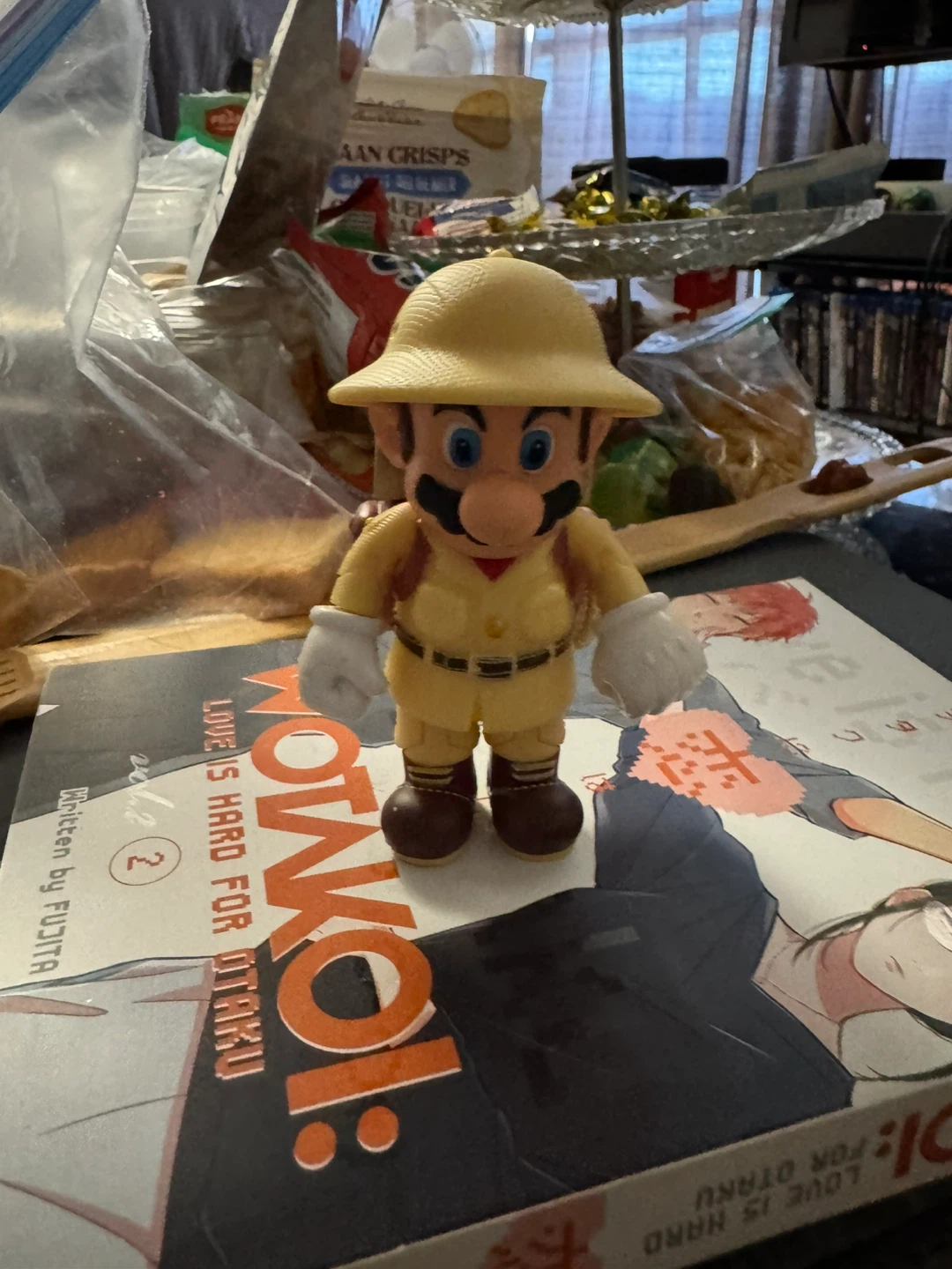 Mario Adventure Figure