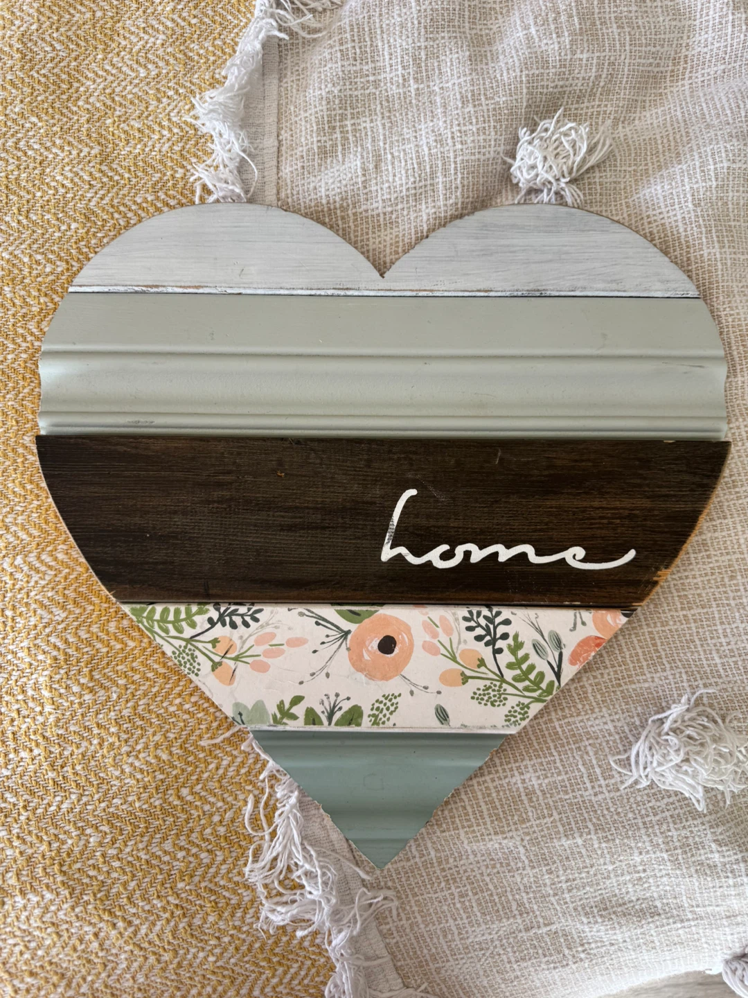 Heart-shaped 'Home' Wall Decor