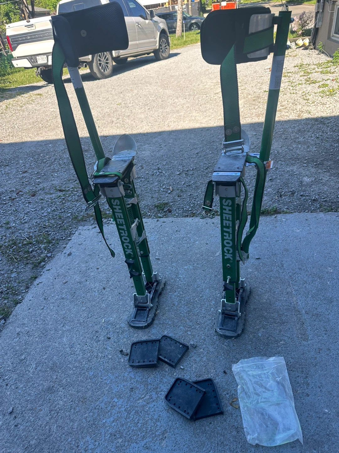 SHEETROCK Professional Drywall Stilts 18"-30" - photo 2