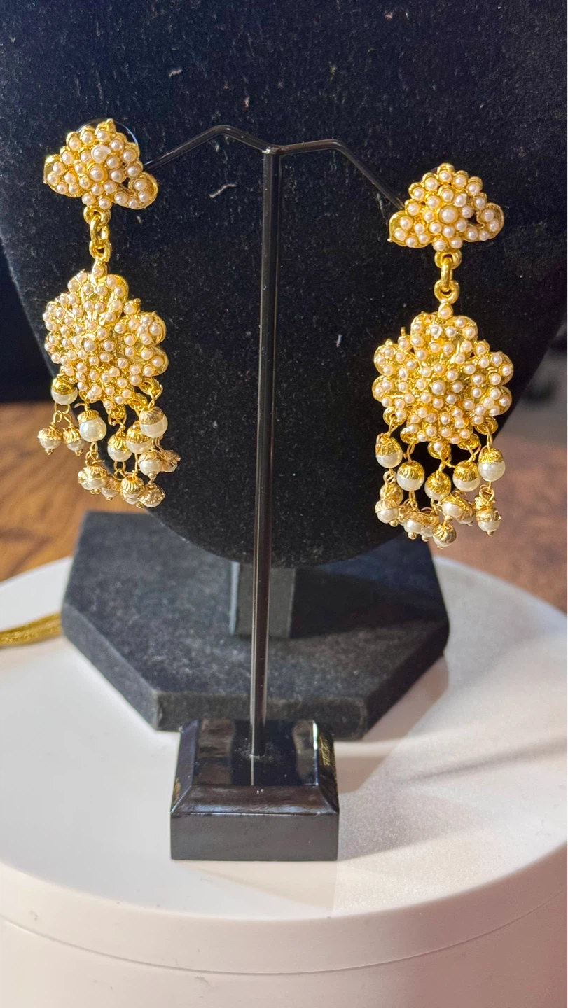 Pearl Choker Necklace and Earring Set with Maang Tikka - photo 4