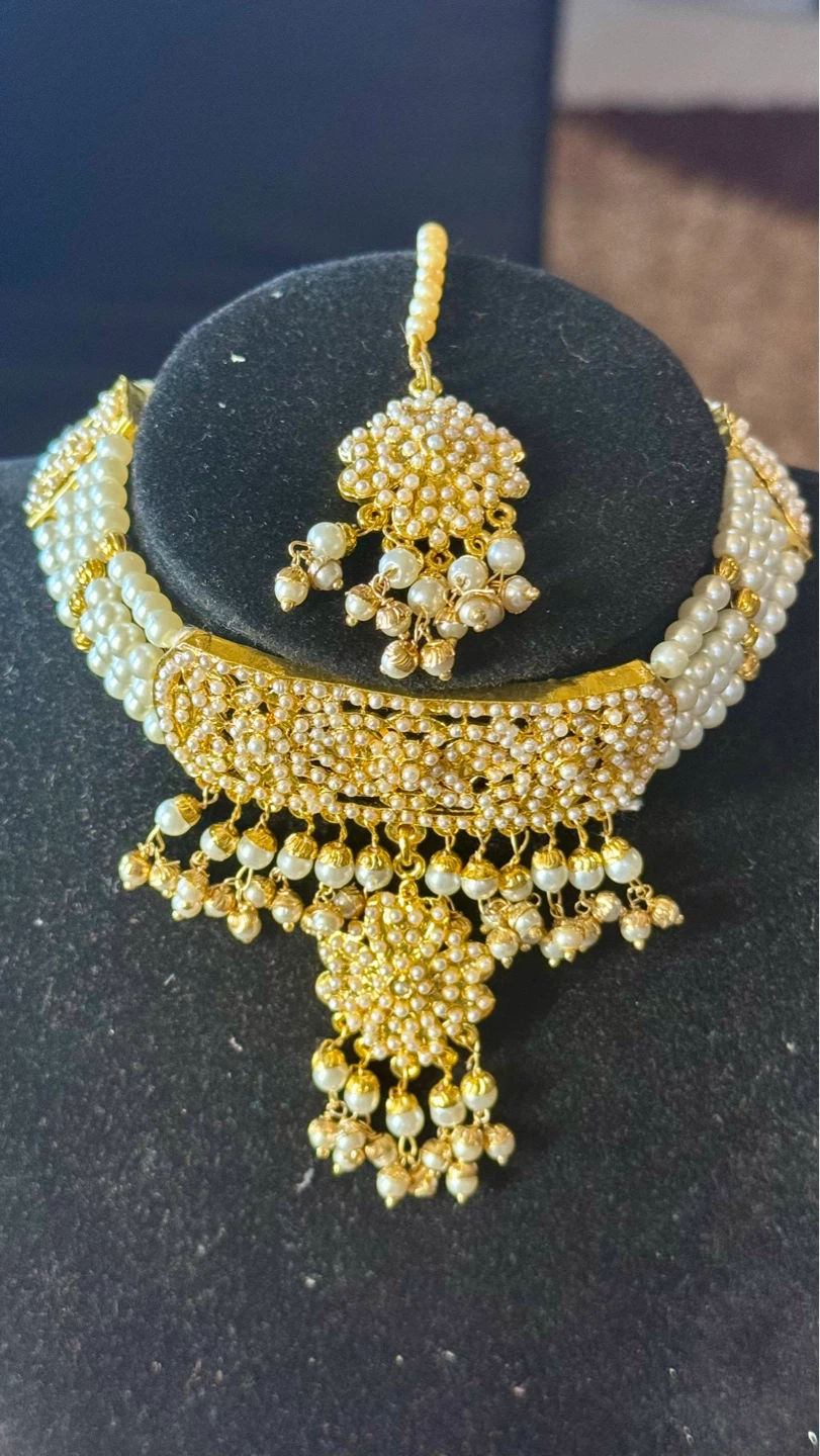 Pearl Choker Necklace and Earring Set with Maang Tikka - photo 2