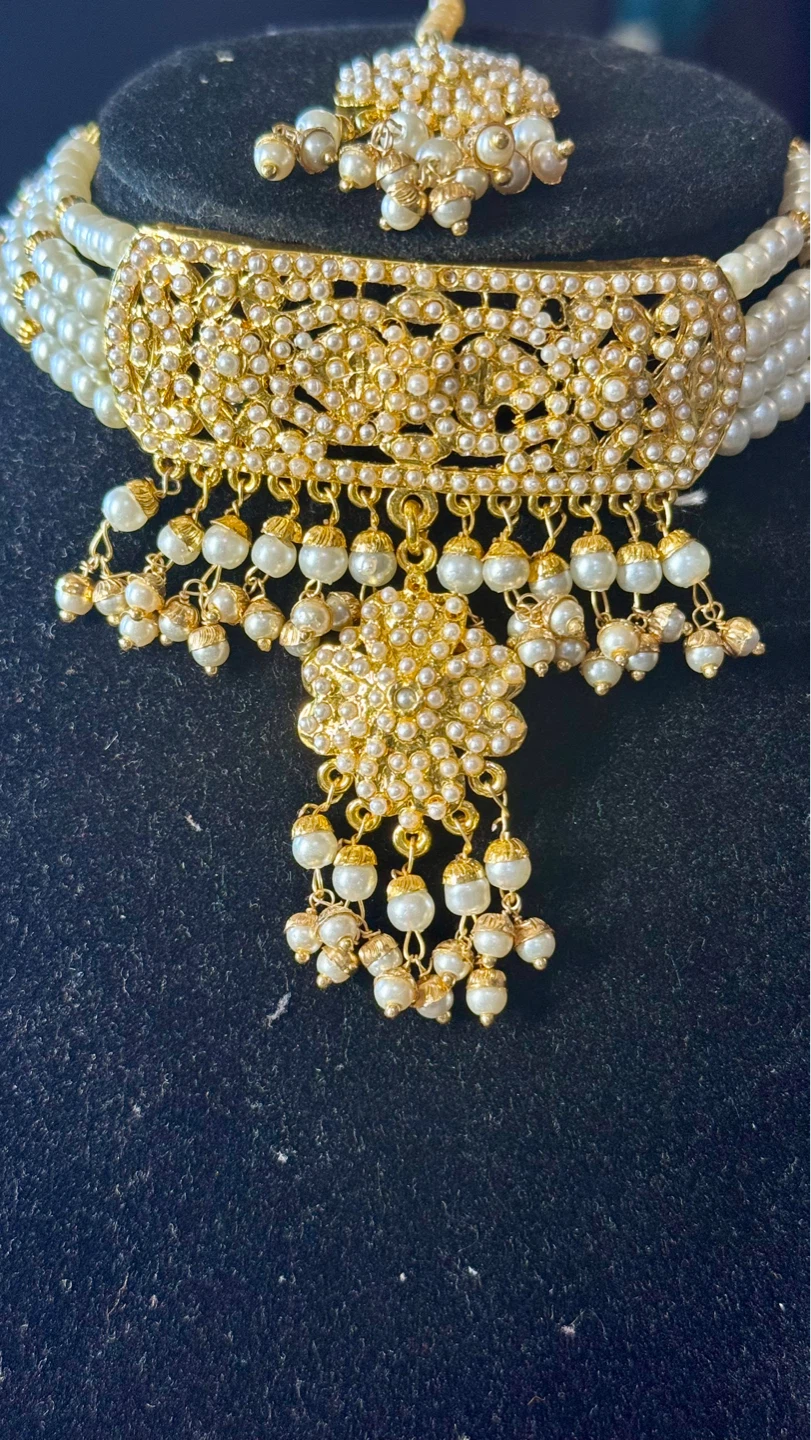 Pearl Choker Necklace and Earring Set with Maang Tikka - photo 3
