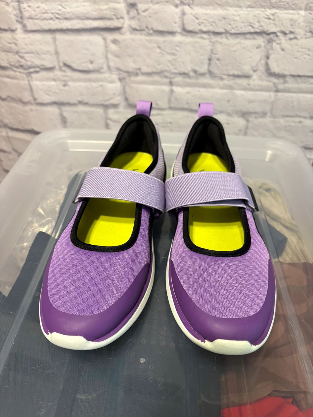 Vionic Women's Purple Mary Jane Shoes