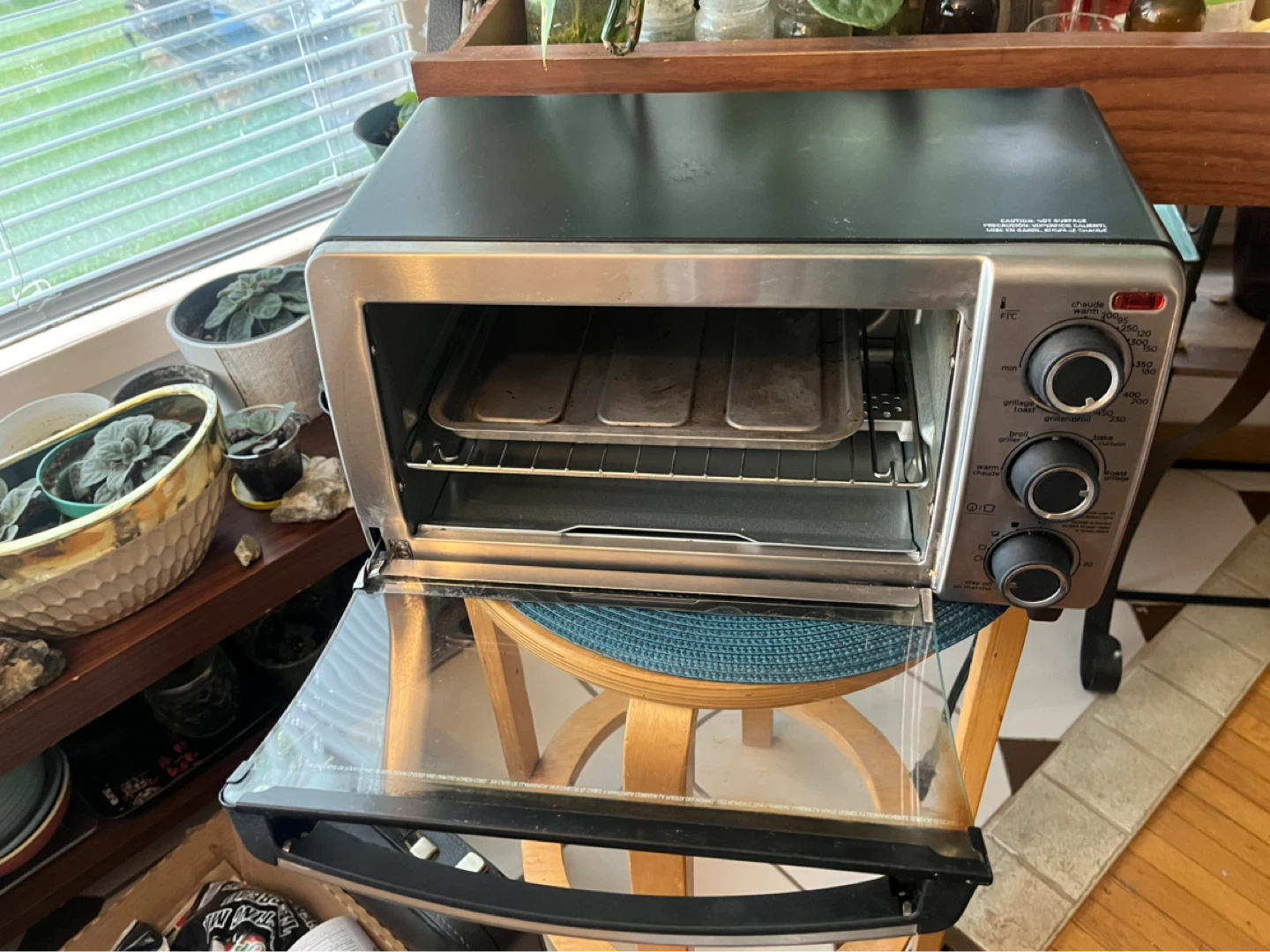 Toaster oven, Black & Decker, hardly used - photo 3