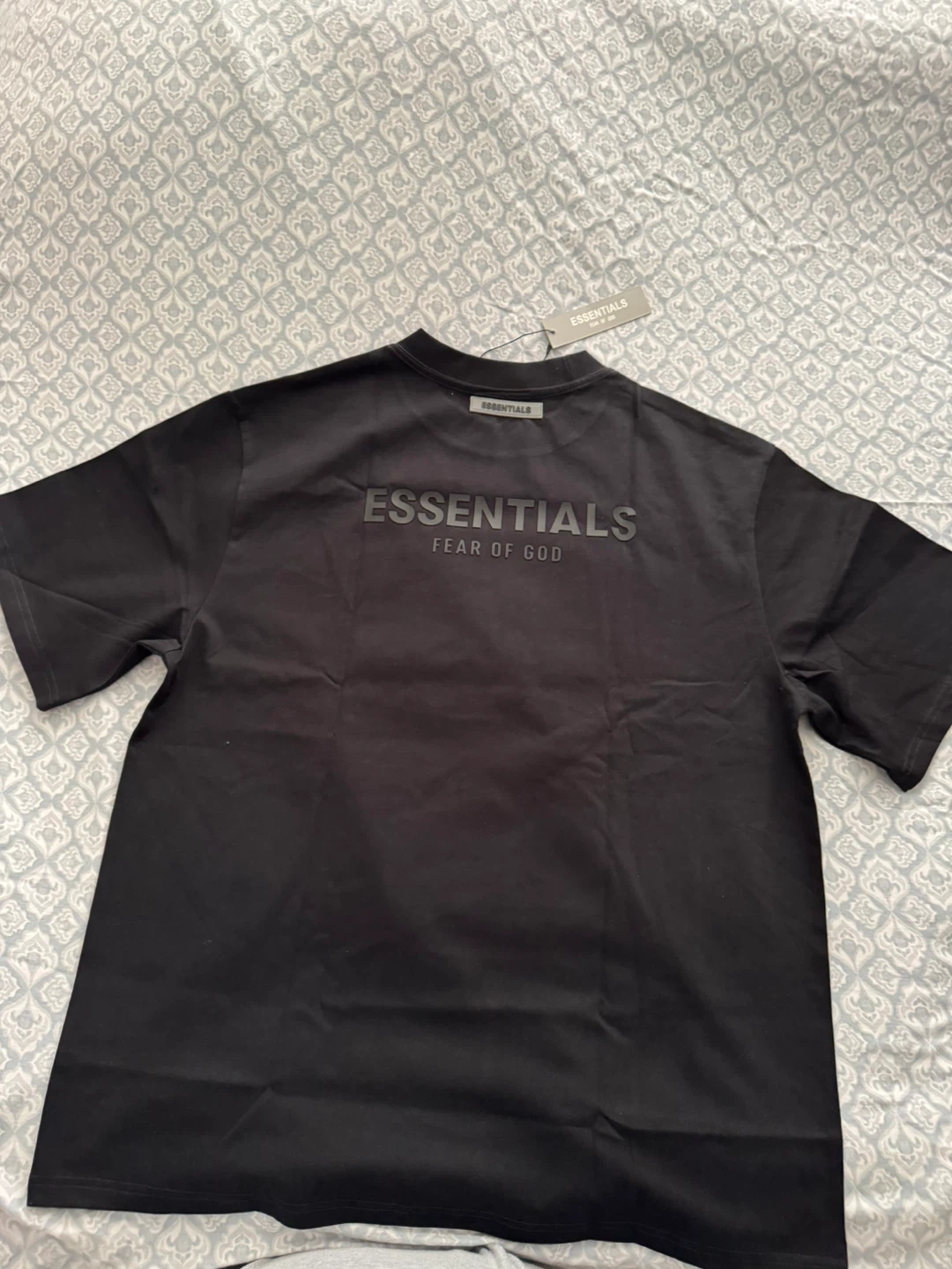 Fear of God Essentials Black T-Shirt L-XL - photo 2