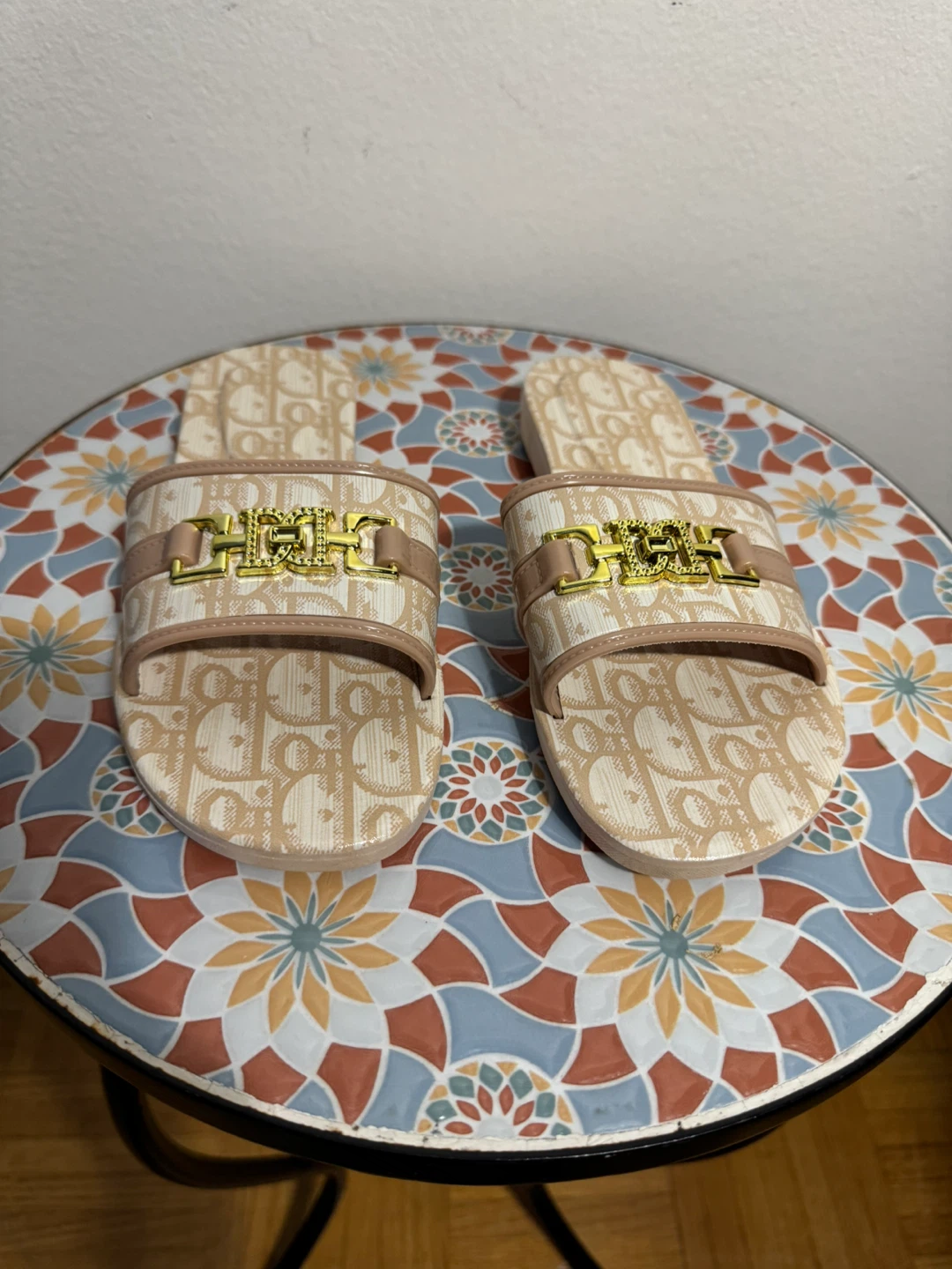 Designer Inspired Slides - Size 37