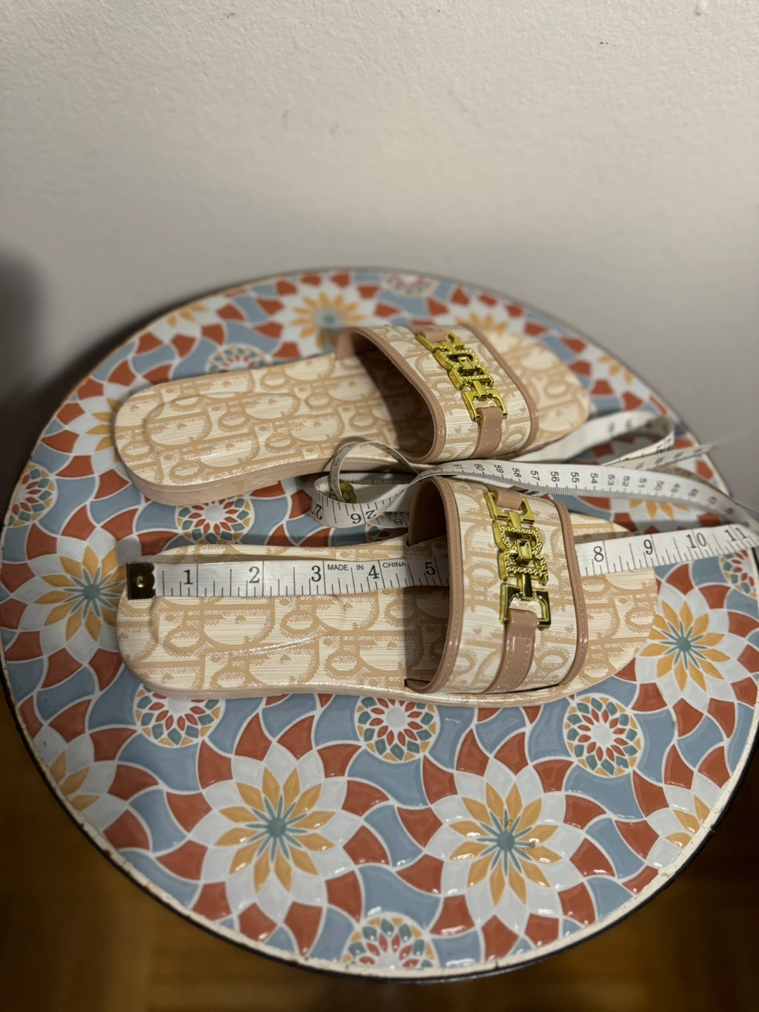 Designer Inspired Slides - Size 37 - photo 3