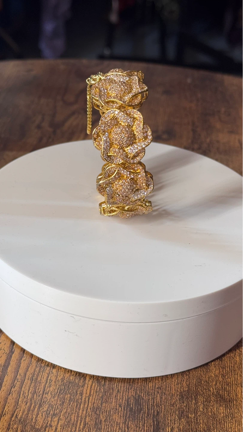 Gold-tone statement bracelet with crystal accents - photo 2