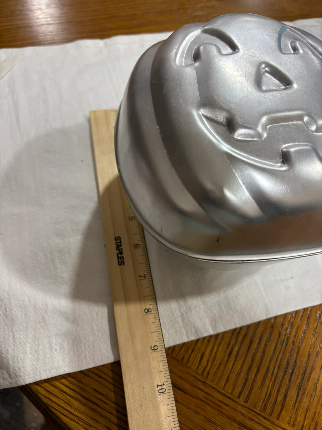 Wilton 3D Pumpkin Cake Pan - photo 5