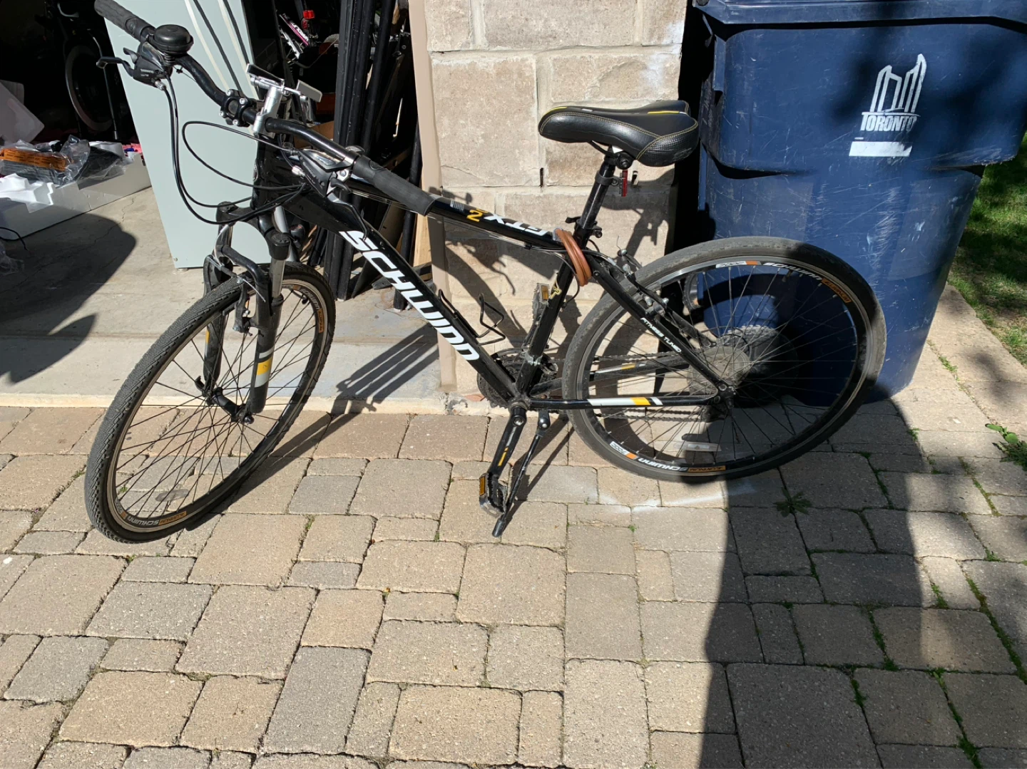 Schwinn GTX 2.0 Hybrid Bike
