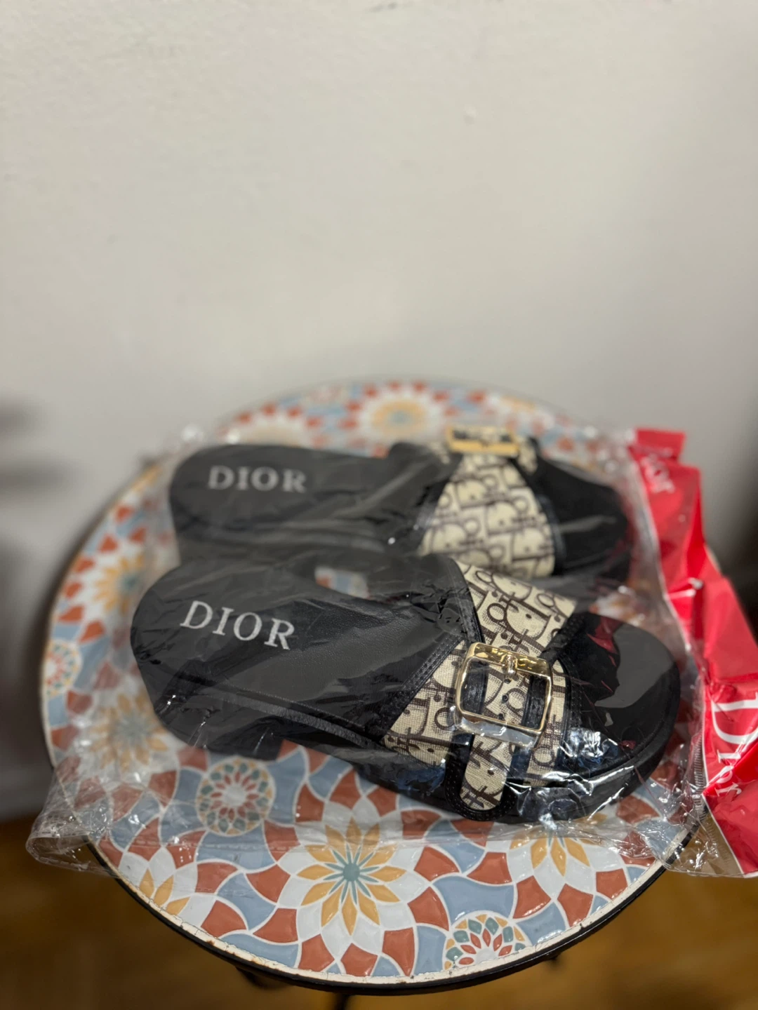 DIOR Slides - photo 5