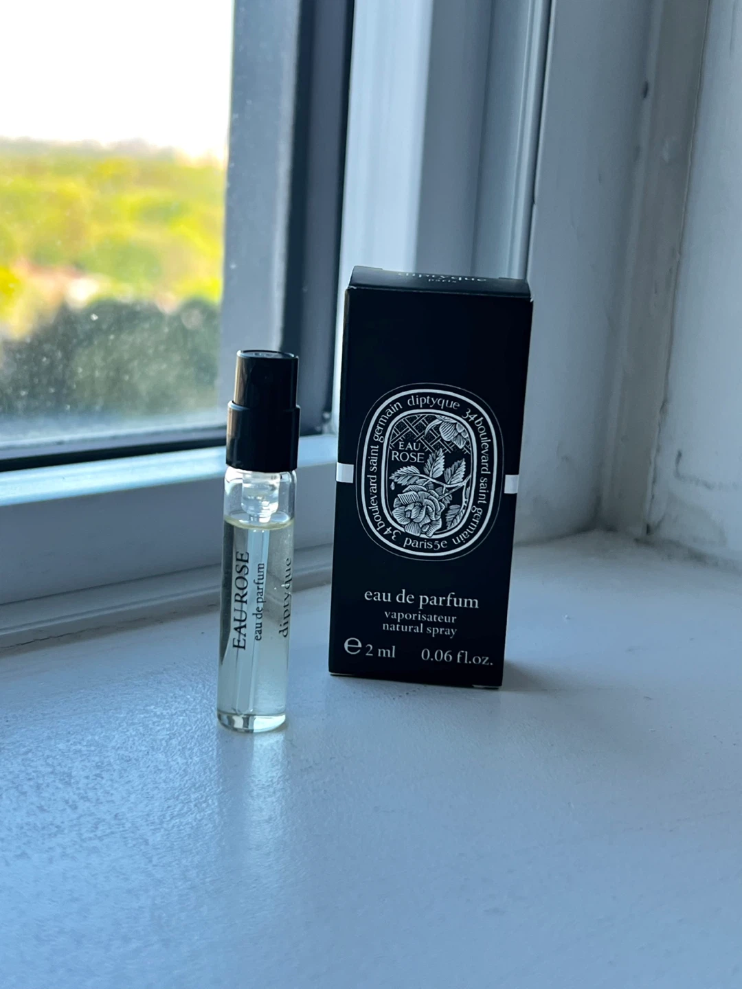 Diptyque Eau Rose 🌹 Eau de Parfum Vial 2ml - photo 2