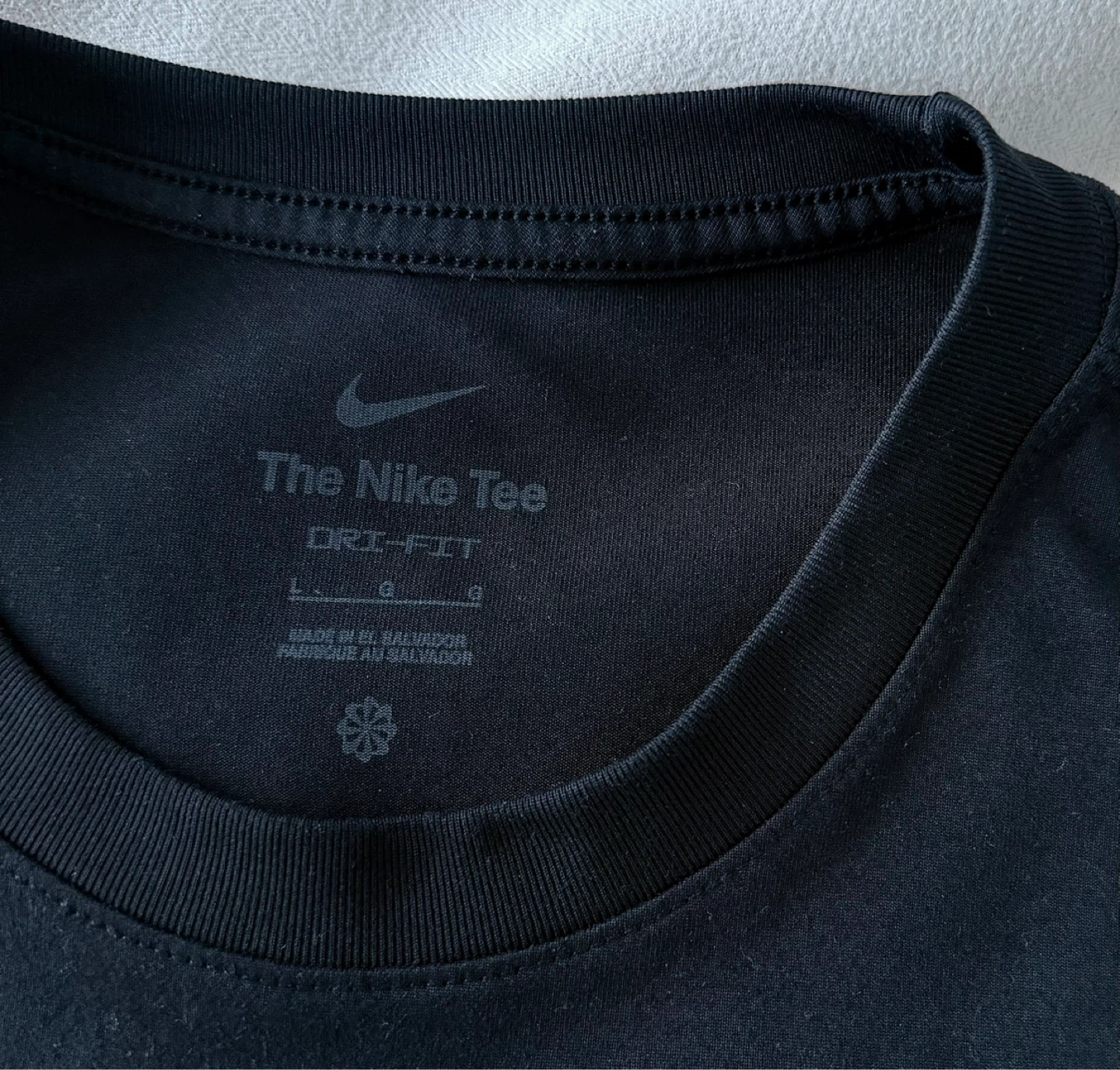 Nike Dri-FIT Tank Top - photo 3