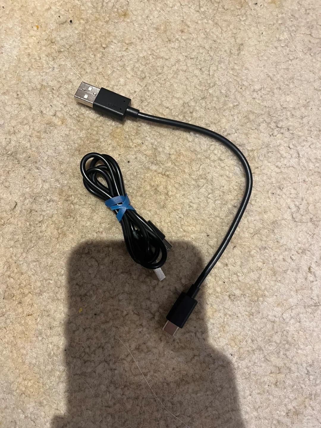 2 Pairs of USB-A to USB-C Cords