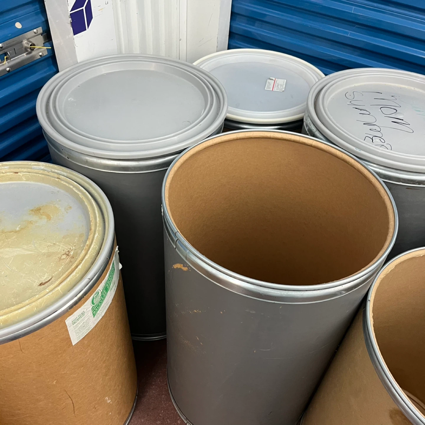 8 Fiber Drums with Lids - photo 4