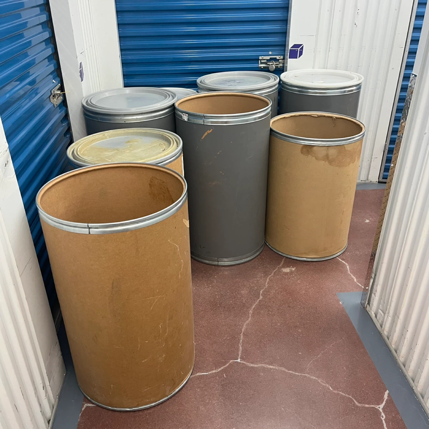 8 Fiber Drums with Lids