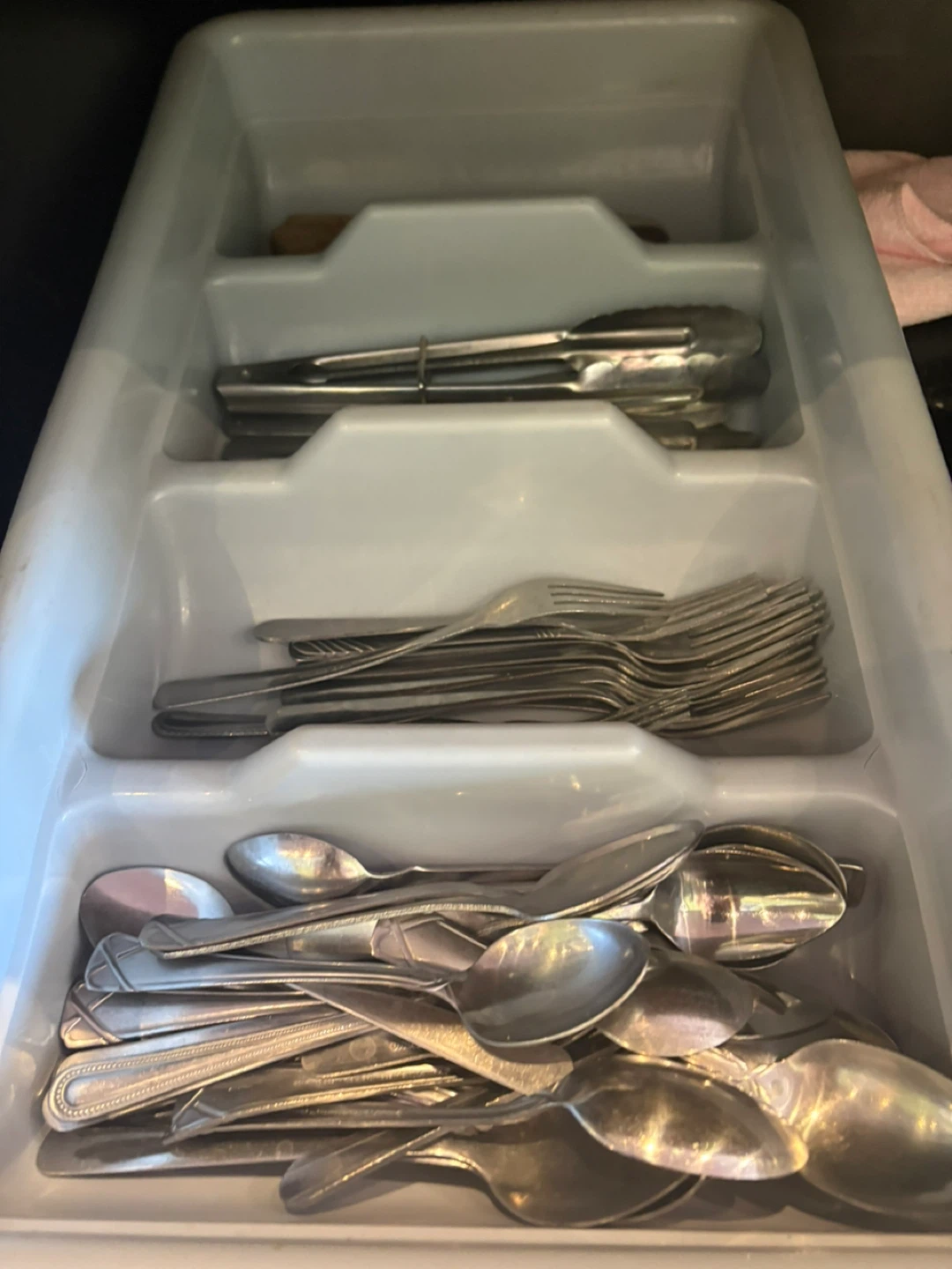 Cutlery Set in Drawer Organizer